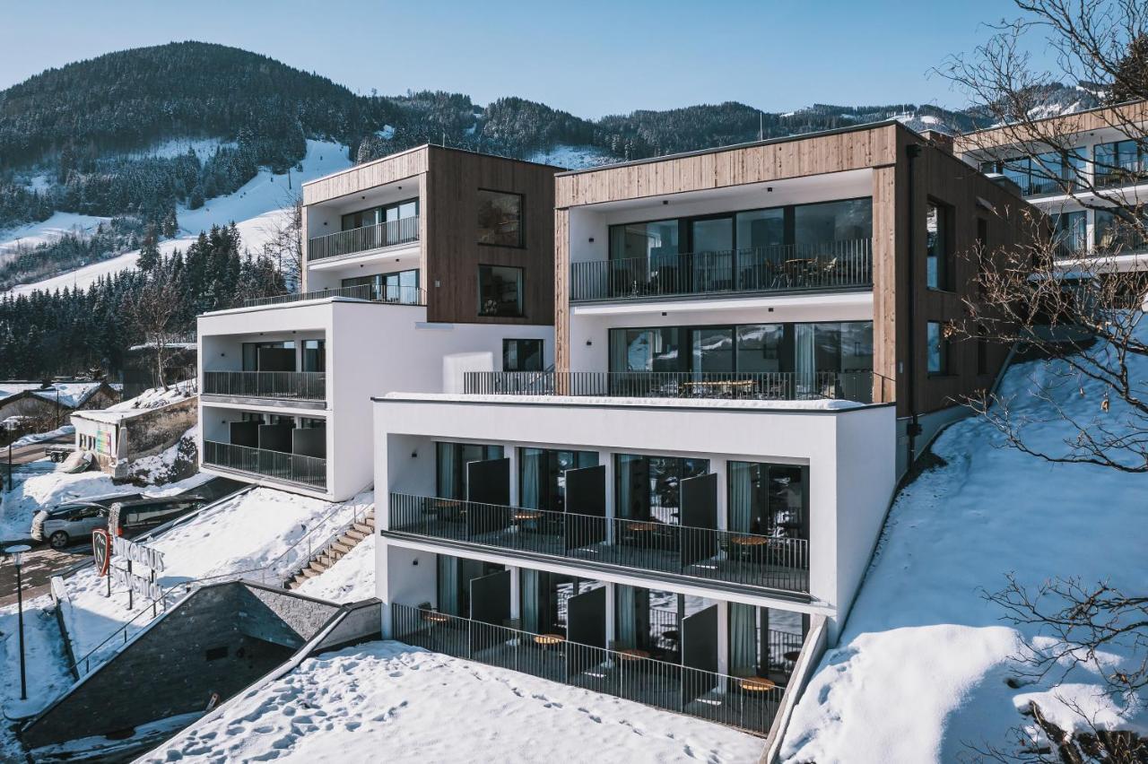Nikolaus By Avenida Panoramic Wellness Suites Zell am See Exterior photo